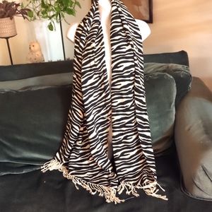 Lar Zebra Scarf